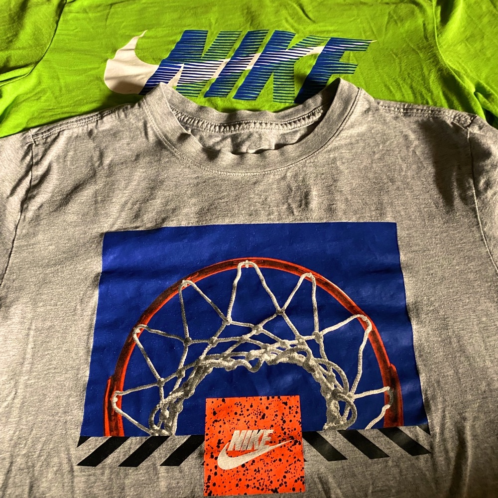 Nike men’s t-shirts